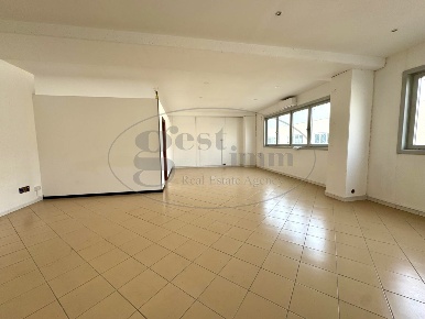Foto Ufficio a Livorno Salviano di 119 m² con 2 locali in vendita