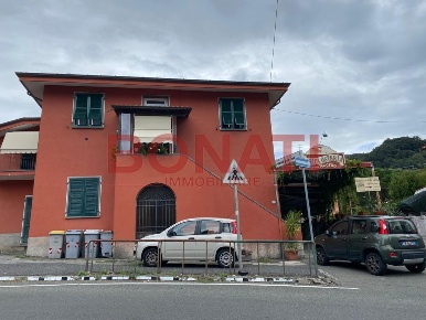 Foto Attività commerciale in via genova 428, La Spezia Centro Storico