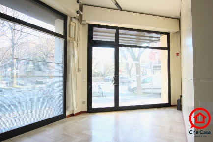 Foto Ufficio in Via Cesare Battisti 92, Cesena Centro Urbano di 97 m²