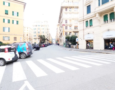 Foto Ufficio in Via Montevideo, Genova Foce di 25 m² con 2 locali