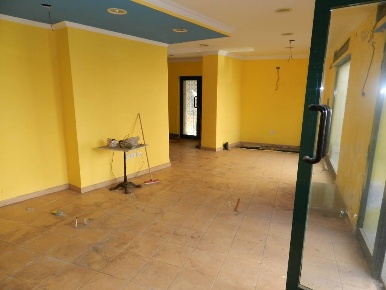 Foto Locale commerciale in via degli abeti, Roma Centocelle di 70 m²