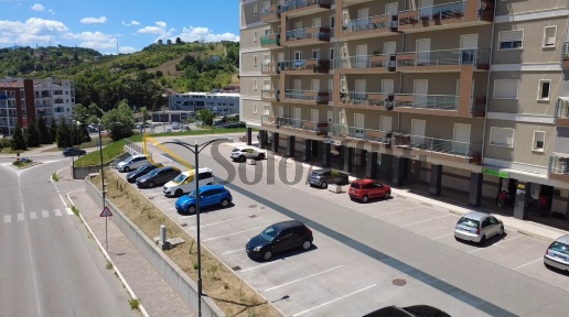 Foto Locale commerciale in Via dei Molinari 6/A, Potenza Centro di 65 m²