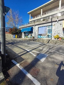 Foto Attività commerciale a Varano de' Melegari di 55 m² con 2 locali