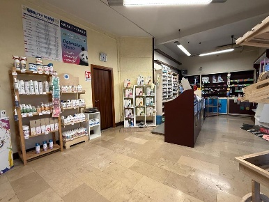 Foto Attività commerciale a Rovigo Grignano Polesine, Roverdicrè di 80 m²