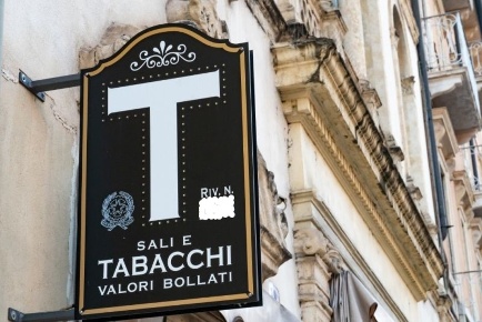 Foto Attività commerciale in Via Goffredo Mameli 13, Vercelli Centro