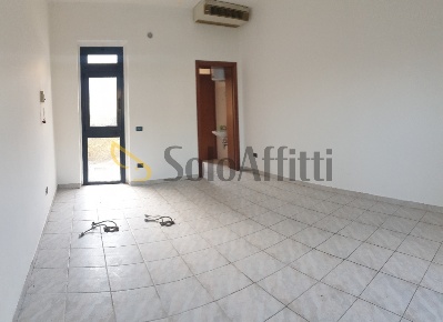 Foto Locale commerciale in Via Sant'Antonio, Minerbe Centro di 30 m²