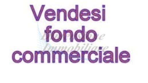 Foto Locale commerciale a Rosignano Marittimo di 60 m² con 2 locali