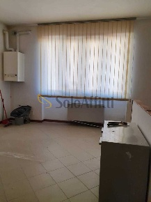 Foto Ufficio a Foiano della Chiana di 60 m² con 4 locali in affitto