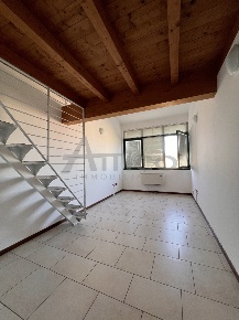 Foto Ufficio in Via Luigi Einaudi RO, Rovigo Borsea, Santa Rita di 90 m²