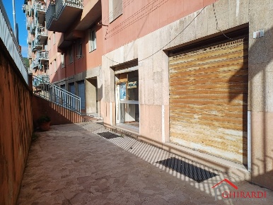 Foto Ufficio in Via Giovanni Arrivabene 11, Genova Sestri Ponente di 51 m²