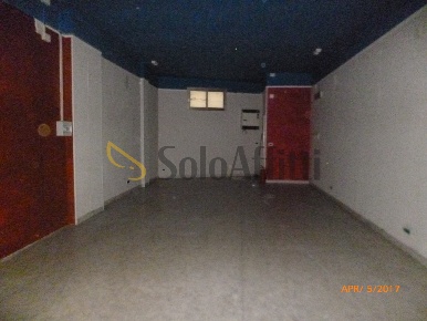 Foto Locale commerciale a Macerata Centro di 52 m² con 1 locali in affitto