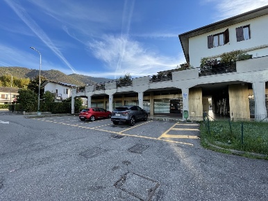 Foto Locale commerciale in Via Sabbioncelli 6, Bovezzo di 623 m² in vendita