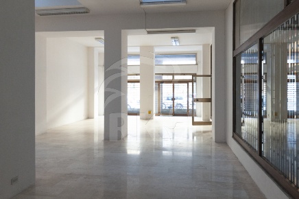 Foto Locale commerciale in via delle lame 116, Bologna San Felice di 123 m²