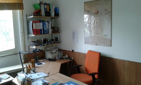 Foto Locale commerciale a Castelnuovo Magra Colombiera Molicciara di 120 m²