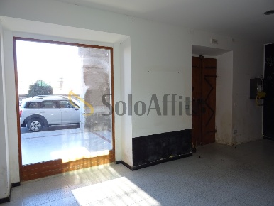 Foto Locale commerciale a Senigallia Centro Storico di 35 m² con 1 locali