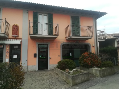 Foto Locale commerciale in VIA PONTE RINO, Campagnola Cremasca di 80 m²