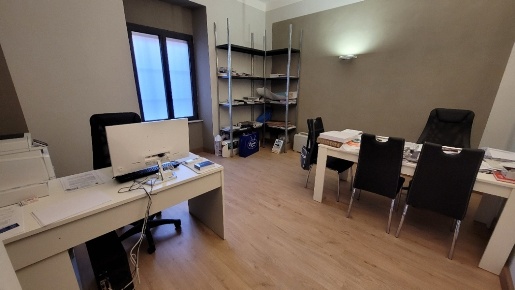 Foto Ufficio in Via Leonardo Da Vinci 73, Alassio Centro di 35 m²