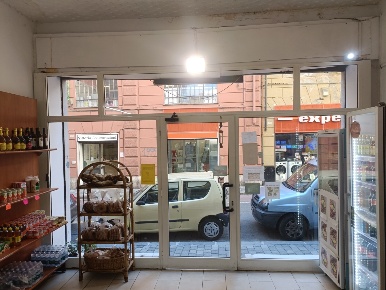 Foto Attività commerciale in Via Giacomo Giovanetti 75 R, Genova di 90 m²
