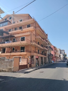 Foto Locale commerciale in Via Marco Polo 268, Messina Minissale di 70 m²