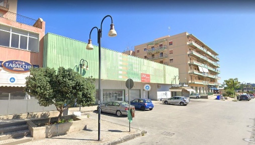 Foto Locale commerciale a Siracusa di 1505 m² in vendita