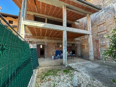 Foto Magazzino in Via Palmanova 1, Gonars Ontagnano di 197 m² con 4 locali