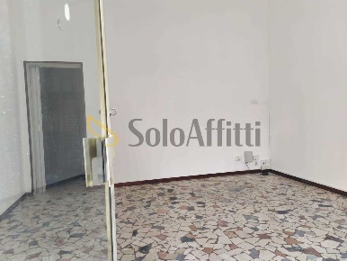 Foto Locale commerciale in Viale G. Verdi, Modena Musicisti di 30 m²