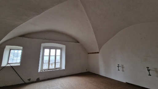 Foto Magazzino in Corso Cavour  10, Todi Centro Storico di 177 m²