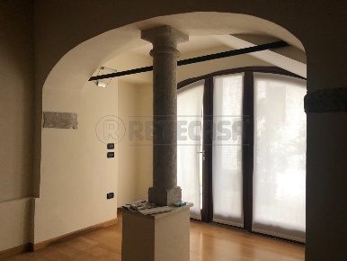 Foto Ufficio a Bassano del Grappa Centro di 230 m² con 10 locali in vendita