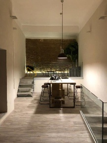 Foto Locale commerciale in Via Giuseppe Garibaldi, Siena Lizza - Camollia