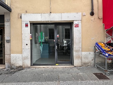 Foto Locale commerciale a Brescia Magenta - Arnaldo di 45 m² con 1 locali