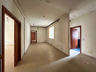 Foto Ufficio in Viale Pio X 250, Catanzaro Stadio - Pontepiccolo di 165 m²