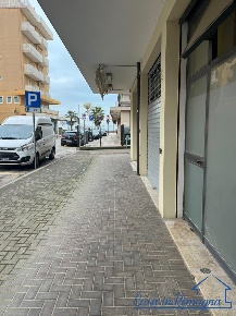 Foto Locale commerciale in Via Palotta 12, Rimini Viserba di 40 m²
