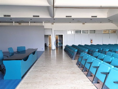 Foto Ufficio a Catanzaro Fortuna - Corvo di 350 m² con 2 locali in affitto