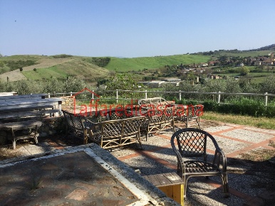 Foto Bed and Breakfast a Casciana Terme Lari di 600 m² in vendita