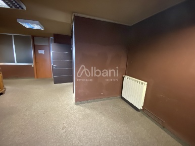 Foto Ufficio a La Spezia Stazione Fornola di 15 m² con 1 locali in affitto
