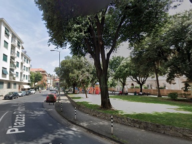 Foto Locale commerciale a Chiavari Centro di 60 m² con 2 locali in affitto