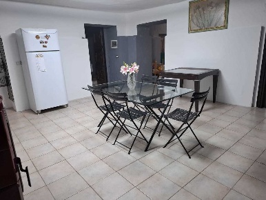 Foto Locale commerciale in Via Magenta 71, Cornaredo di 80 m² con 1 locali