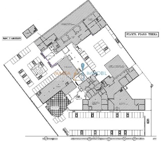 Foto Ufficio in Via degli Oliveti 41, Massa Zona Industriale di 1600 m²