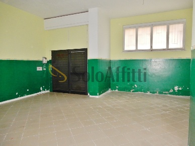 Foto Magazzino a Catanzaro San Leonardo di 85 m² con 1 locali in affitto