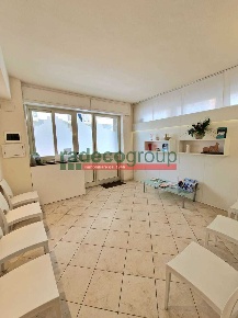 Foto Ufficio in Via Giosuè Borsi 7, Livorno Calzabigi di 40 m² con 2 locali
