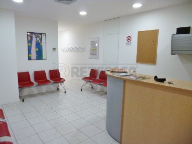 Foto Ufficio in via 24 maggio, Montebello Vicentino Centro di 120 m²