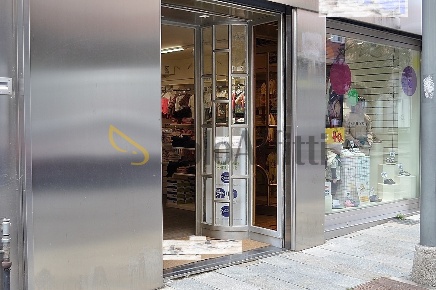 Foto Locale commerciale in Via Mazzini Giuseppe 3, Settimo Torinese