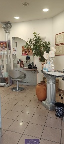 Foto Locale commerciale in Via Giacomo Leopardi, Scandicci Centro di 51 m²