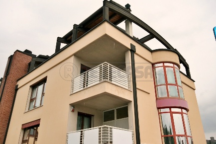 Foto Ufficio a Arzignano Centro di 140 m² con 6 locali in vendita