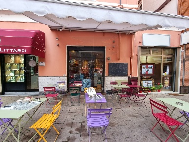Foto Attività commerciale in Via Sir Thomas Hanbury 2, Ventimiglia di 40 m²