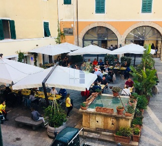 Foto Attività commerciale in via dei lavoratori 21, Rosignano Marittimo