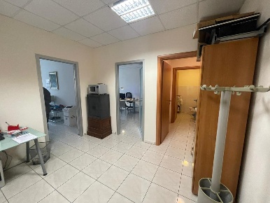 Foto Ufficio a Livorno Picchianti di 60 m² con 2 locali in vendita