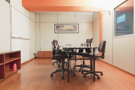 Foto Ufficio a Capannori Verciano - Guamo di 1400 m² con 10 locali