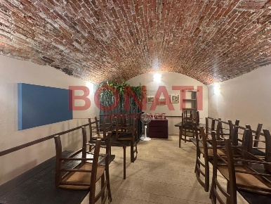 Foto Attività commerciale in Via Ippolito Landinelli 35, Sarzana Centro