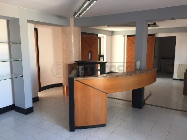 Foto Ufficio a Ponsacco Centro di 110 m² con 3 locali in vendita